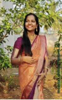 NADHIYA M